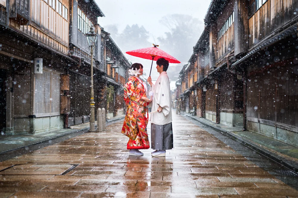 Japans bruidspaar in Kanazawa - Fineart fotografie door Jan Becke