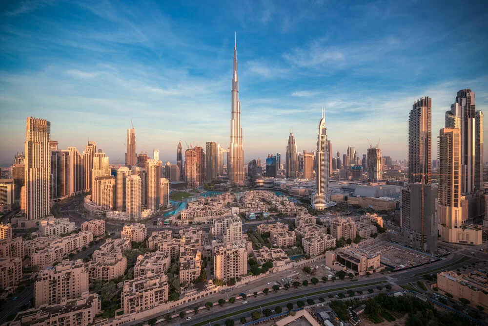 Dubai Skyline Panorama - Fineart fotografie door Jean Claude Castor