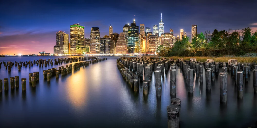 Lower Manhattan Skyline bij nacht - Fineart fotografie door Jan Becke