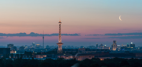 Jean Claude Castor, Berlijn - Skyline Panorama bij Sonnenaufgang (Deutschland, Europa)