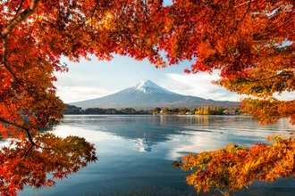 Mount Fuji bij Lake Kawaguchiko - Fineart fotografie door Jan Becke