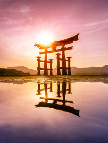 Jan Becke, Torii van de Itsukushima-schrijn op Miyajima (Japan, Azië)