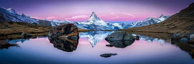 Stellisee en Mount Matterhorn in de winter - Fineart-fotografie door Jan Becke