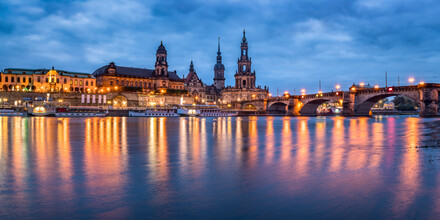 Jan Becke, Dresden aan de oevers van de Elbe (Duitsland, Europa)