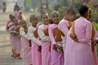 Walter Luttenberger, dagelijkse routine - Myanmar, Azië)