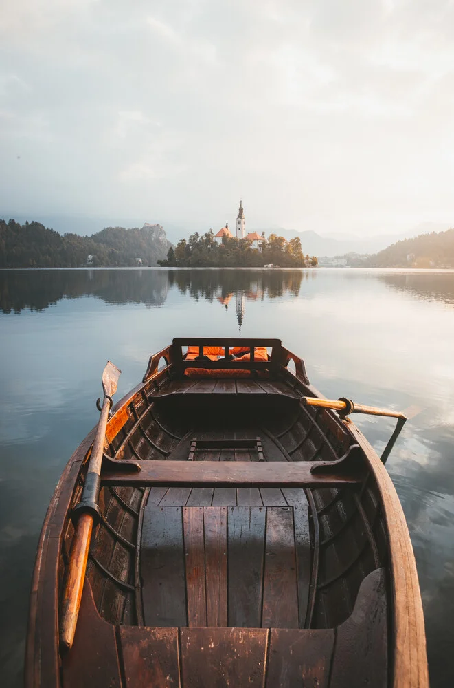Boatride on Lake Bled, Slovenia. - Fineart photography by Philipp Heigel