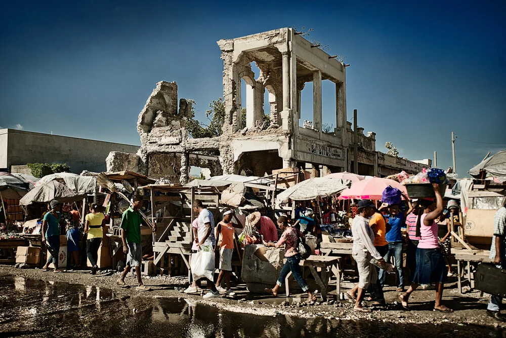 Straßenmarkt in Port-au-Prince - fotokunst von Frank Domahs