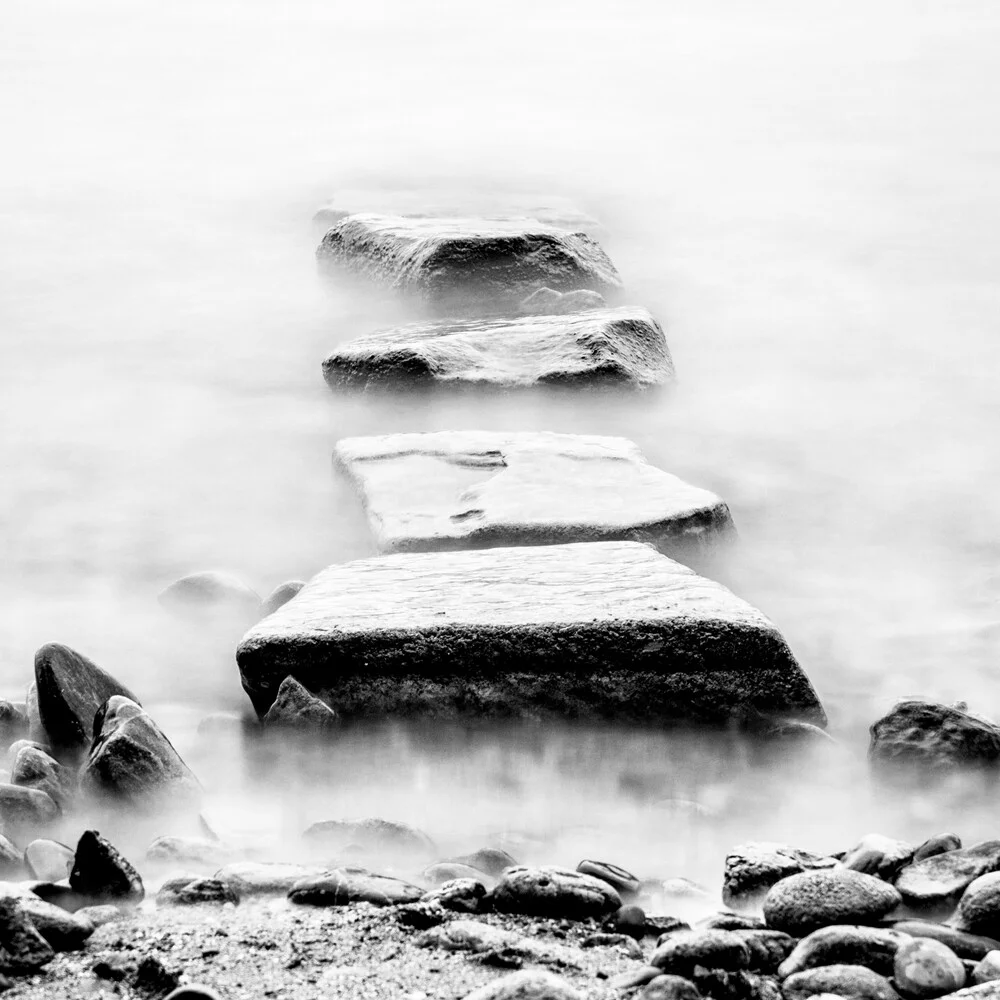 Meditation on Stones - II - fotokunst von Florian Fahlenbock