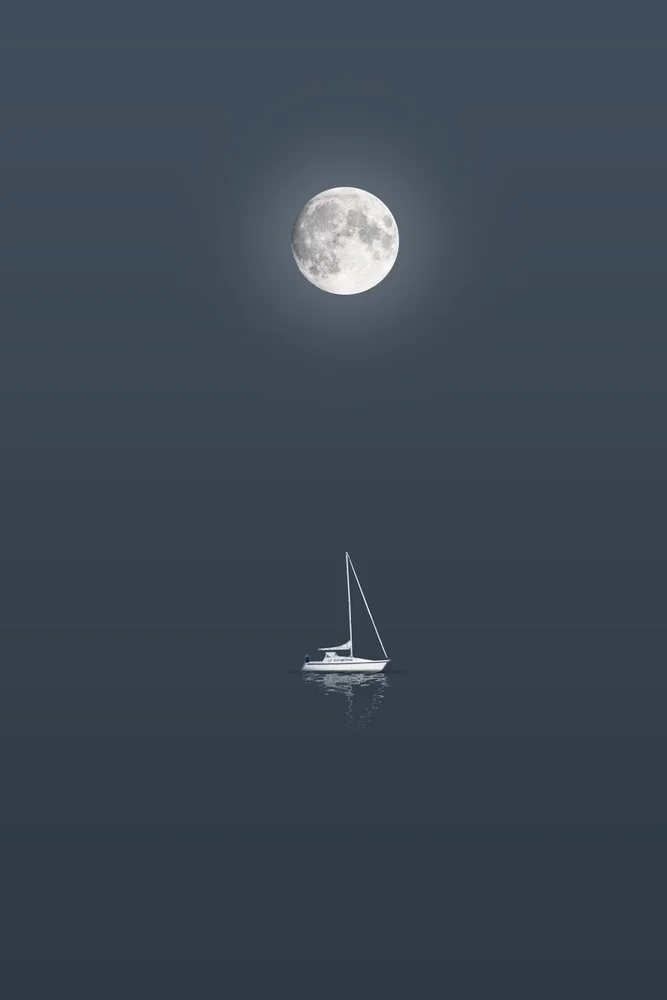 Segelboot bei Mondschein - fotokunst von Oliver Henze
