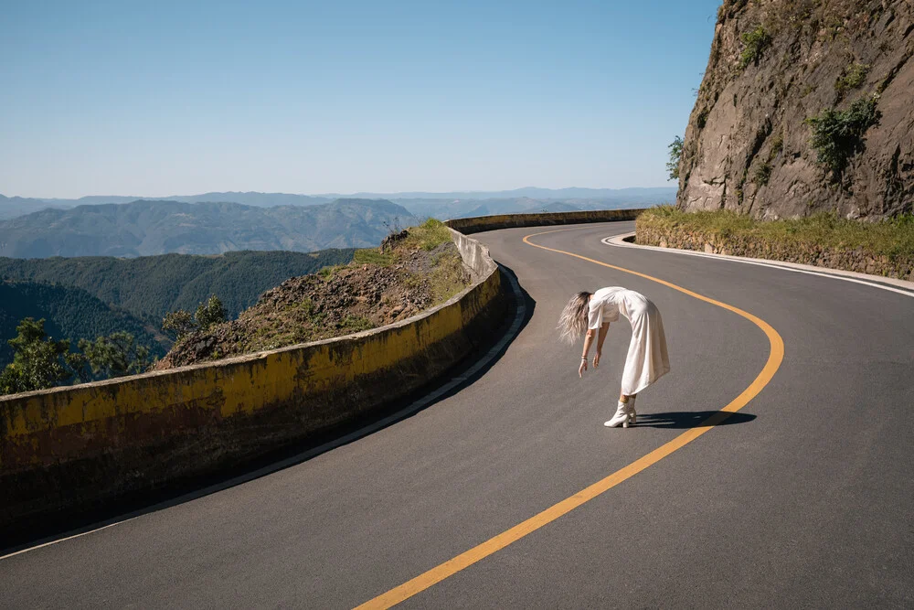 Road Trip - fotokunst von AJ Schokora