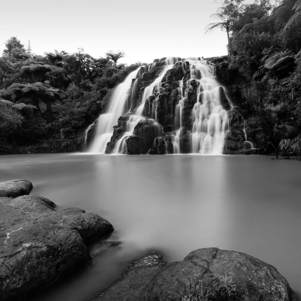 Owharoa Falls - fotokunst von Christian Janik