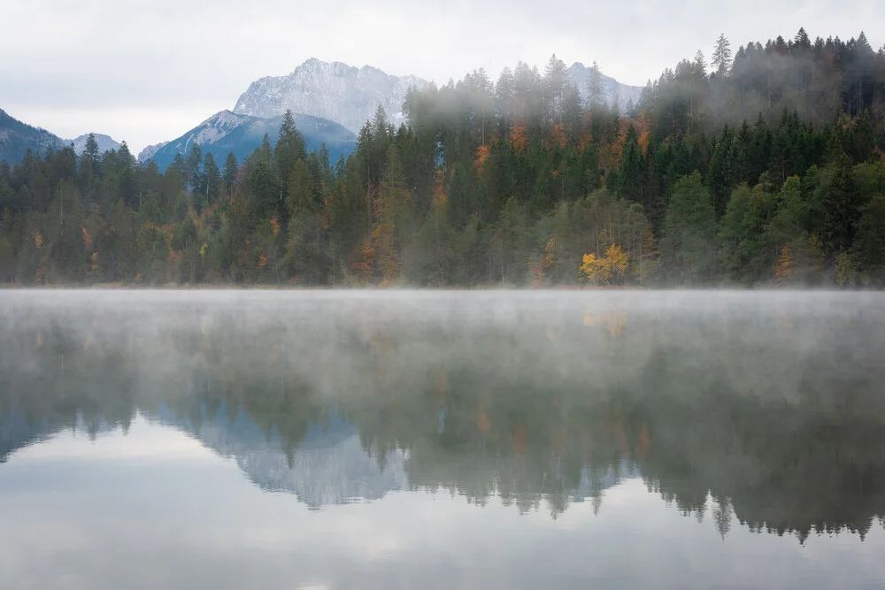 Herbstmorgen am Barmsee - fotokunst von Martin Wasilewski