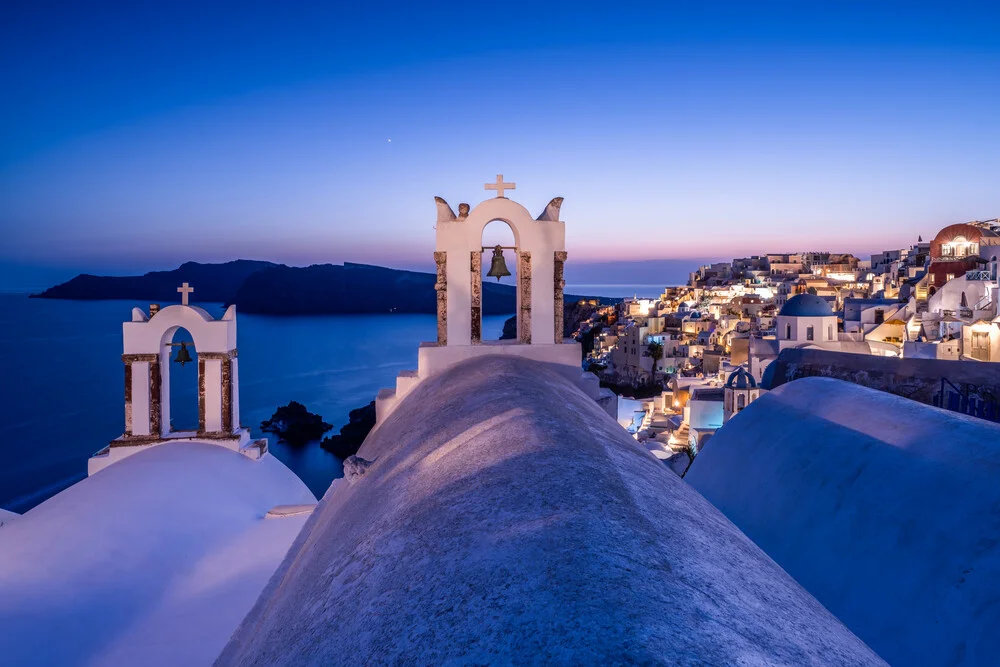 Oia at night - Fineart photography by Jan Becke