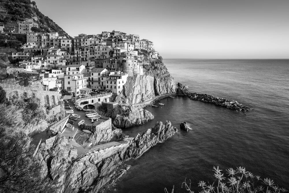 Das Dorf Manarola in Italien - fotokunst von Jan Becke