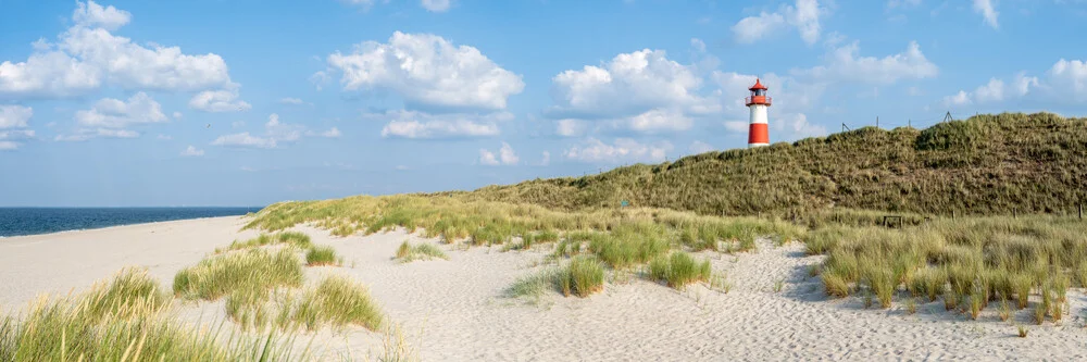 Leuchtturm List Ost auf Sylt - fotokunst von Jan Becke