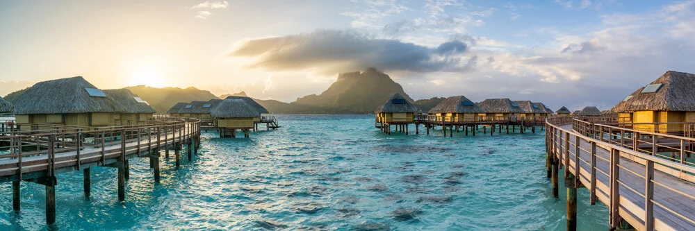 Urlaub in einem Luxusresort auf Bora Bora - fotokunst von Jan Becke