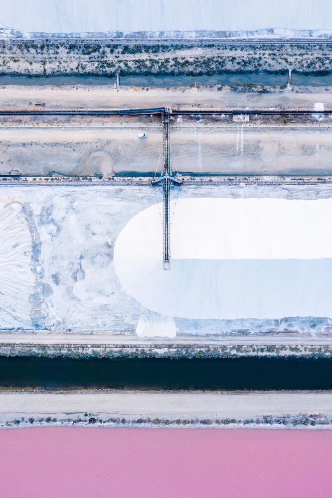 Salt extraction 3 - Fineart photography by Felix Dorn