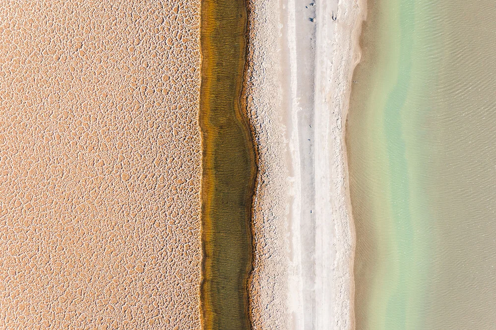 Salt extraction - Fineart photography by Felix Dorn