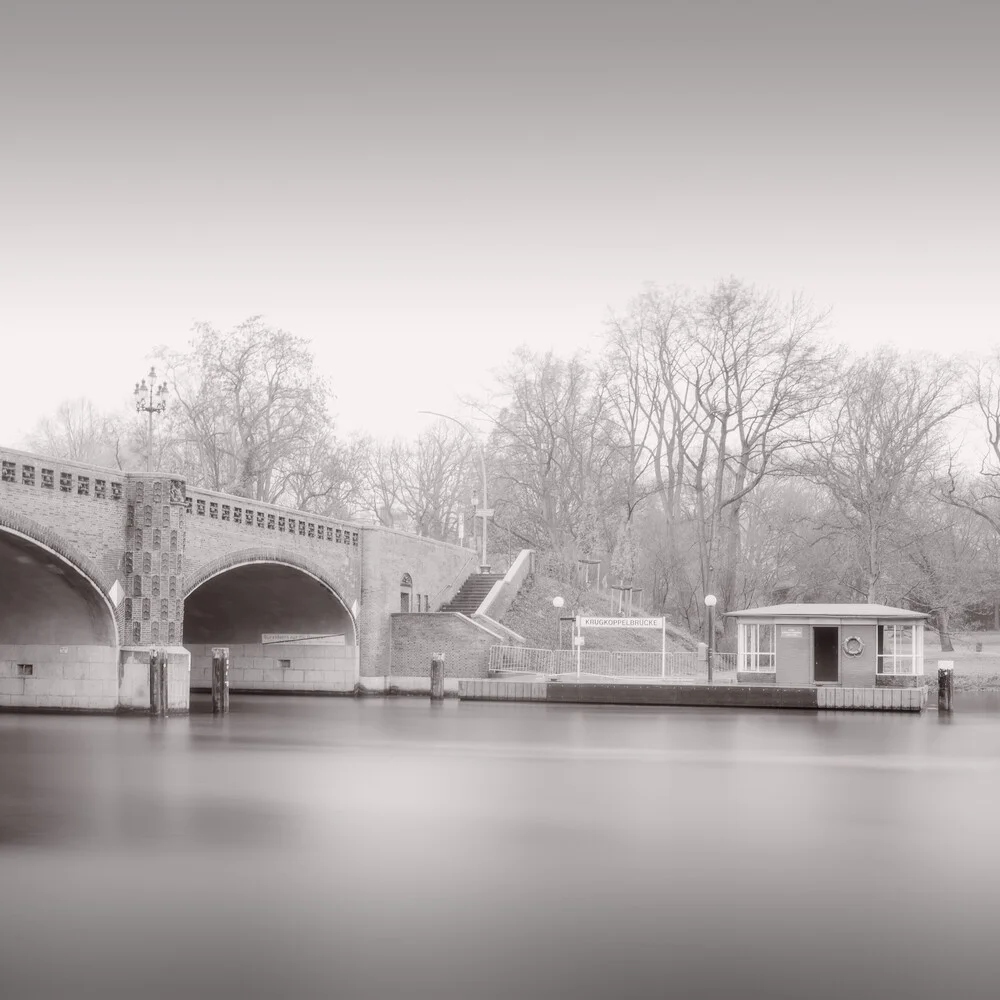 moin hamburch krugkoppelbrücke - Fineart photography by Dennis Wehrmann