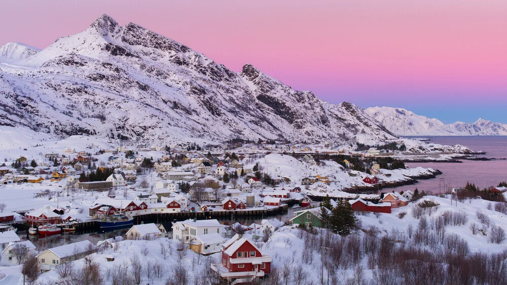 Sørvågen - Fineart photography by Boris Buschardt