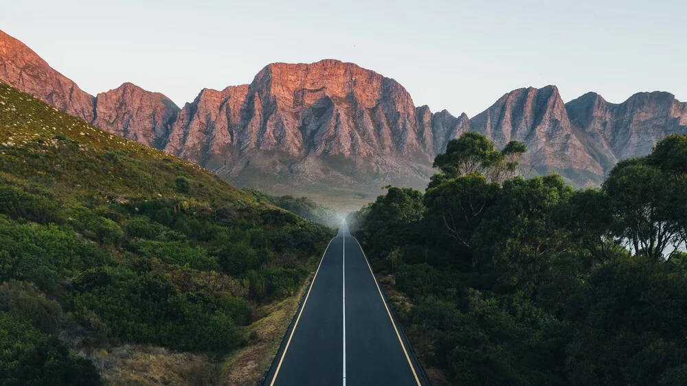 The perfect road. - Fineart photography by Philipp Heigel