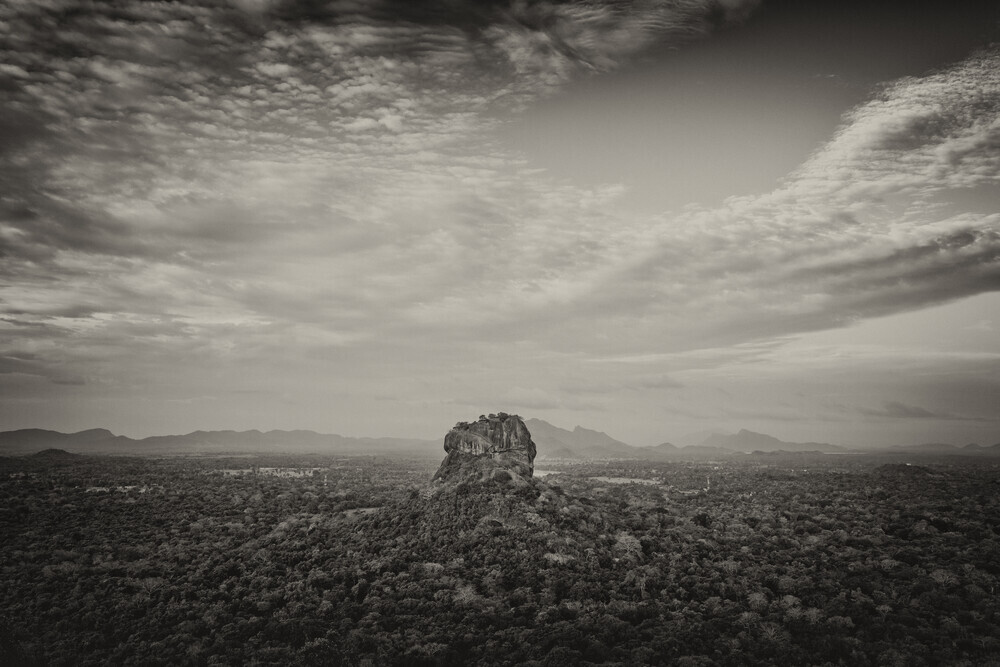Sigiriya #1 - fotokunst von J. Daniel Hunger