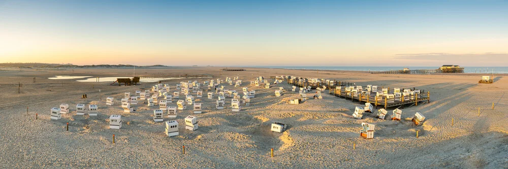 Sankt Peter-Ording Strandpanorama - fotokunst von Michael Valjak