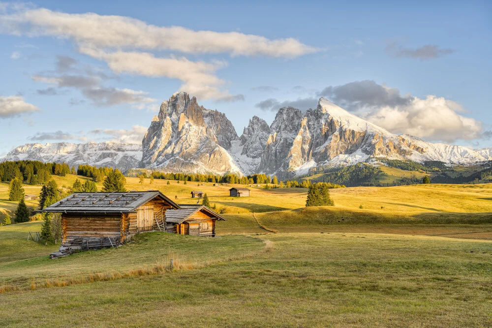 Die Seiser Alm im Abendlicht - fotokunst von Michael Valjak