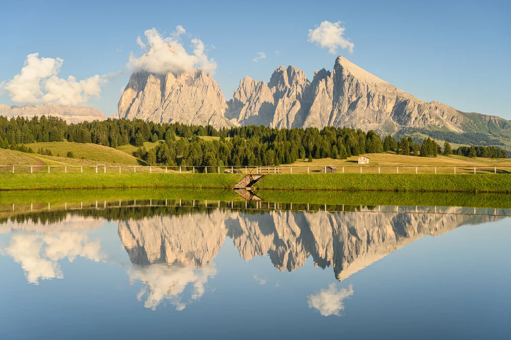 Spiegelung auf der Seiser Alm - fotokunst von Michael Valjak