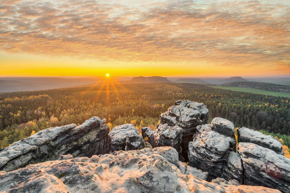 Aussicht vom Gohrisch in der Sächsischen Schweiz - fotokunst von Michael Valjak