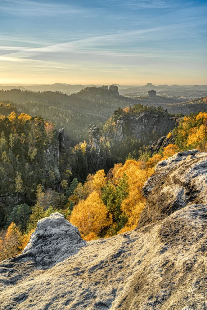 Blick vom Carolafelsen in der Sächsischen Schweiz - fotokunst von Michael Valjak