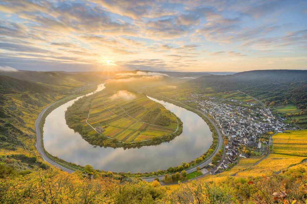 Moselle loop in Bremm - Fineart photography by Michael Valjak