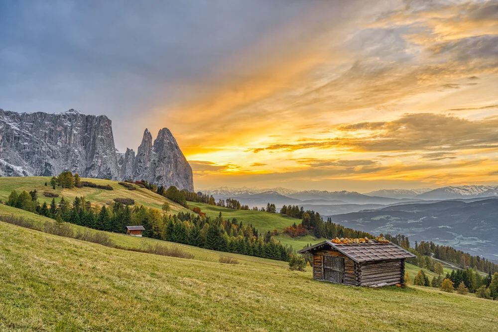 Schlern und Santnerspitze in Südtirol - fotokunst von Michael Valjak