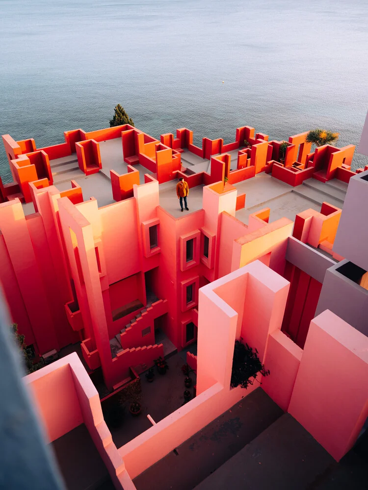 La Muralla Roja - Ricardo Bofill XI - fotokunst von André Alexander