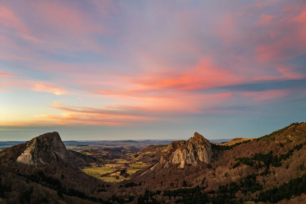 La roche Tuilière, Auvergne - fotokunst von J. Daniel Hunger