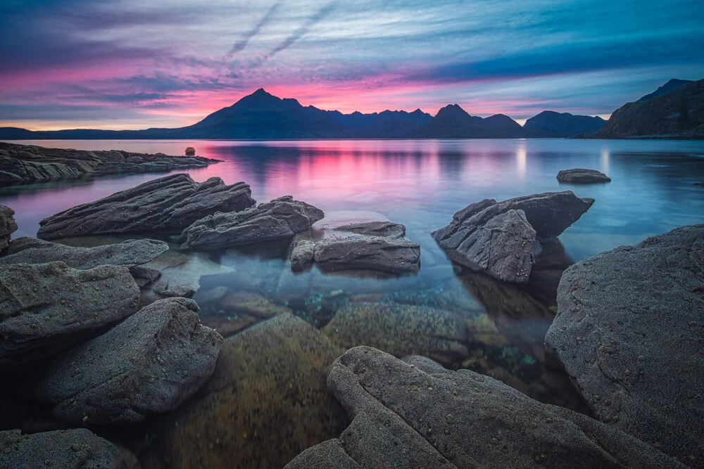 Isle of Skye Elgol Sonnenuntergang - fotokunst von Jean Claude Castor