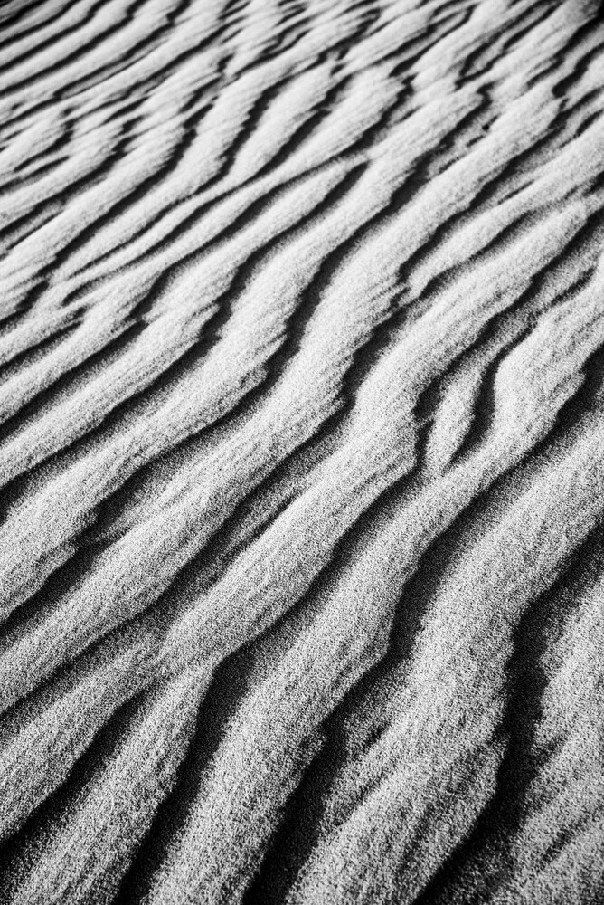 Pattern in the Sahara desert - fotokunst von Photolovers .