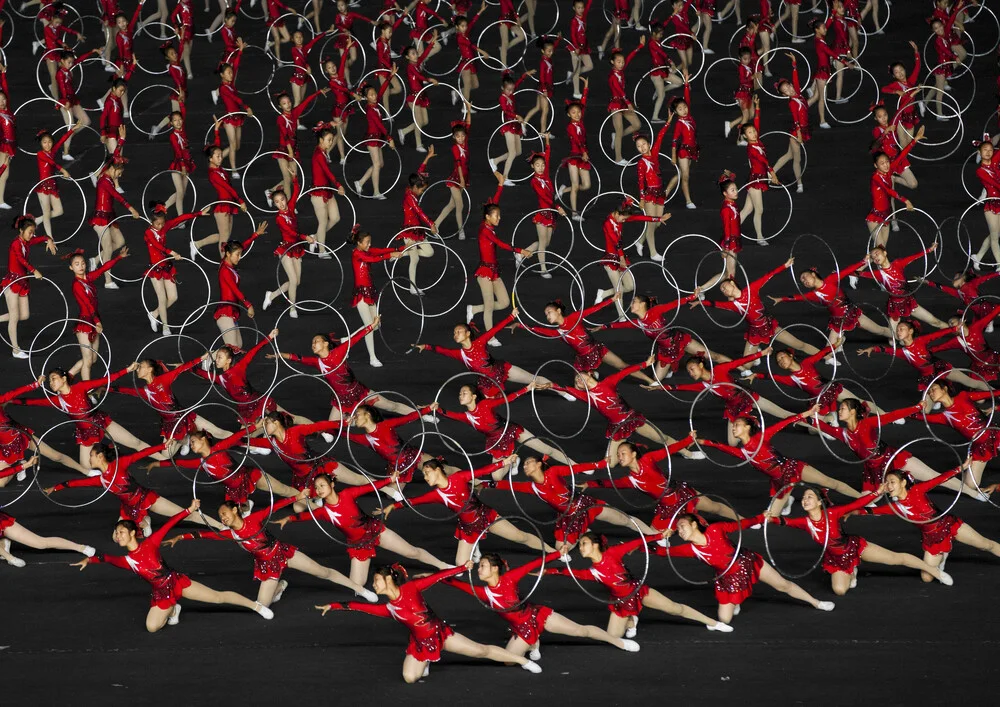 Arirang mass games in Pyongyang, North Korea - fotokunst von Eric Lafforgue