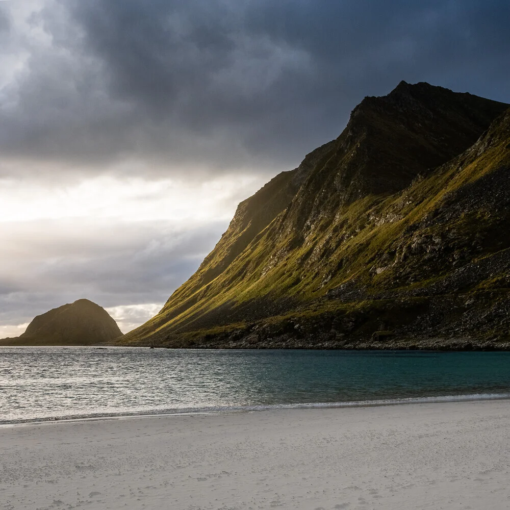 Haukland - fotokunst von Fabian Wanisch