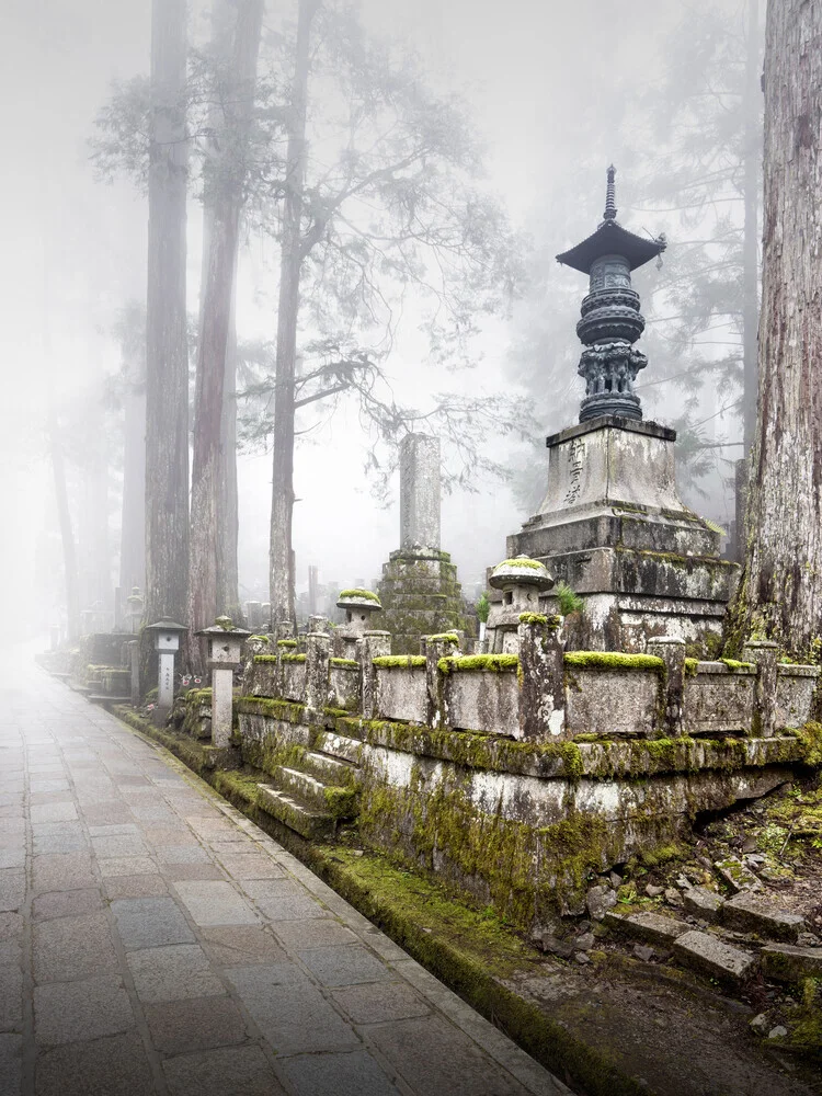 Okunoin | Japan - fotokunst von Ronny Behnert