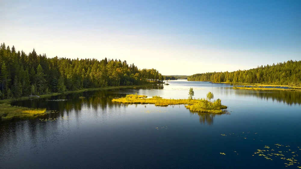 Blick über den Gröcken in der Nähe von Ekshärad in Schweden - Fineart photography by Norbert Gräf