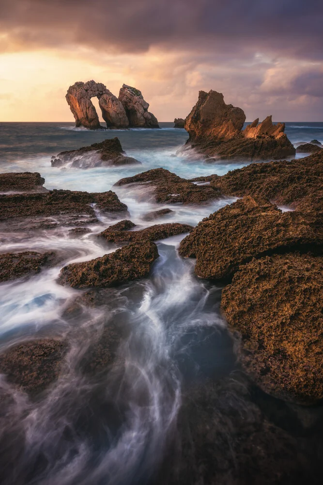 Spanien Urros de Liencres im Abendlicht - Fineart photography by Jean Claude Castor