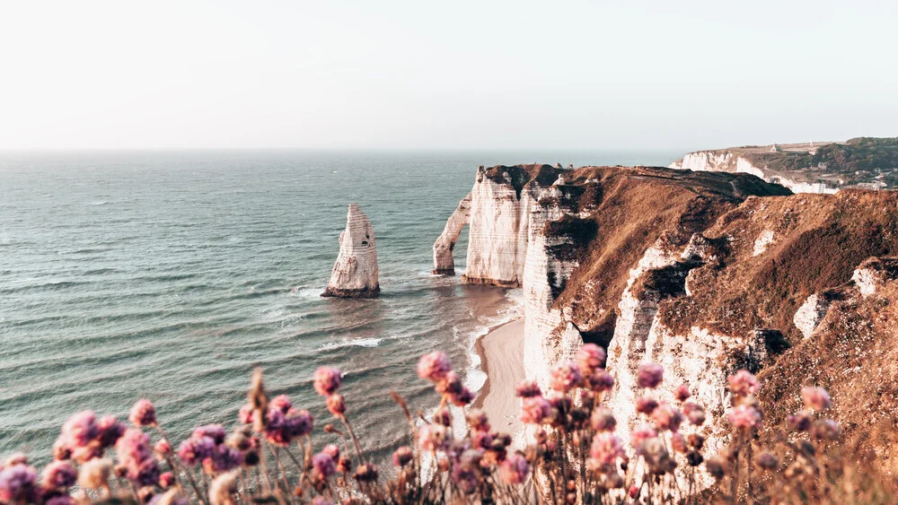 Aiguille d’Etretat & Porte d’Aval - Fineart photography by Eva Stadler