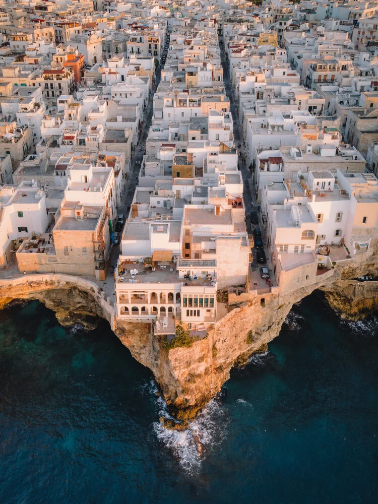 Polignano a Mare in Apulien - fotokunst von Luca Talarico