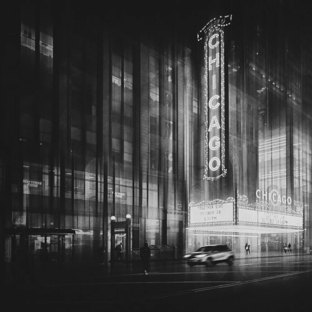 Chicago Theatre - Fineart photography by Roswitha Schleicher-Schwarz