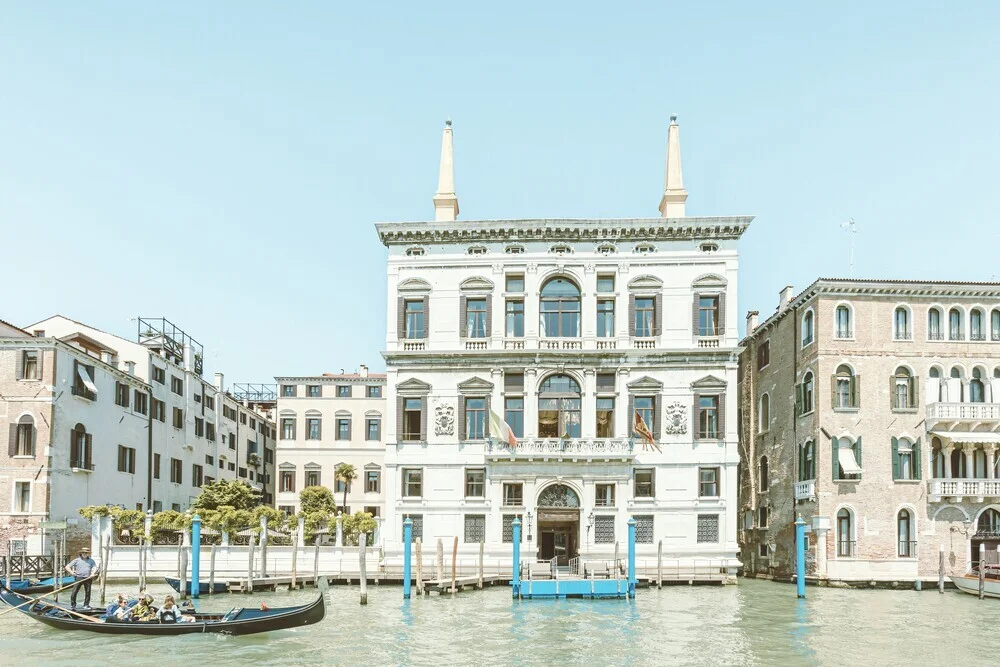 Palazzo Balbi - Fineart photography by Michael Schulz-dostal