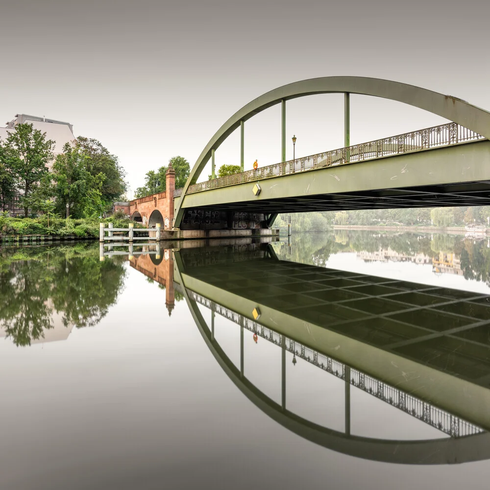 Hood - Lessingbrücke - fotokunst von Ronny Behnert