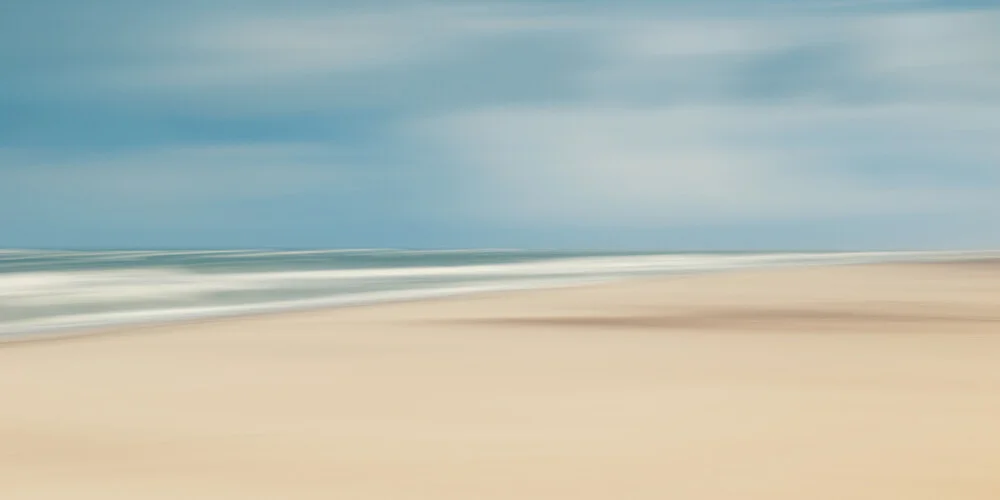 wide beach - fotokunst von Holger Nimtz