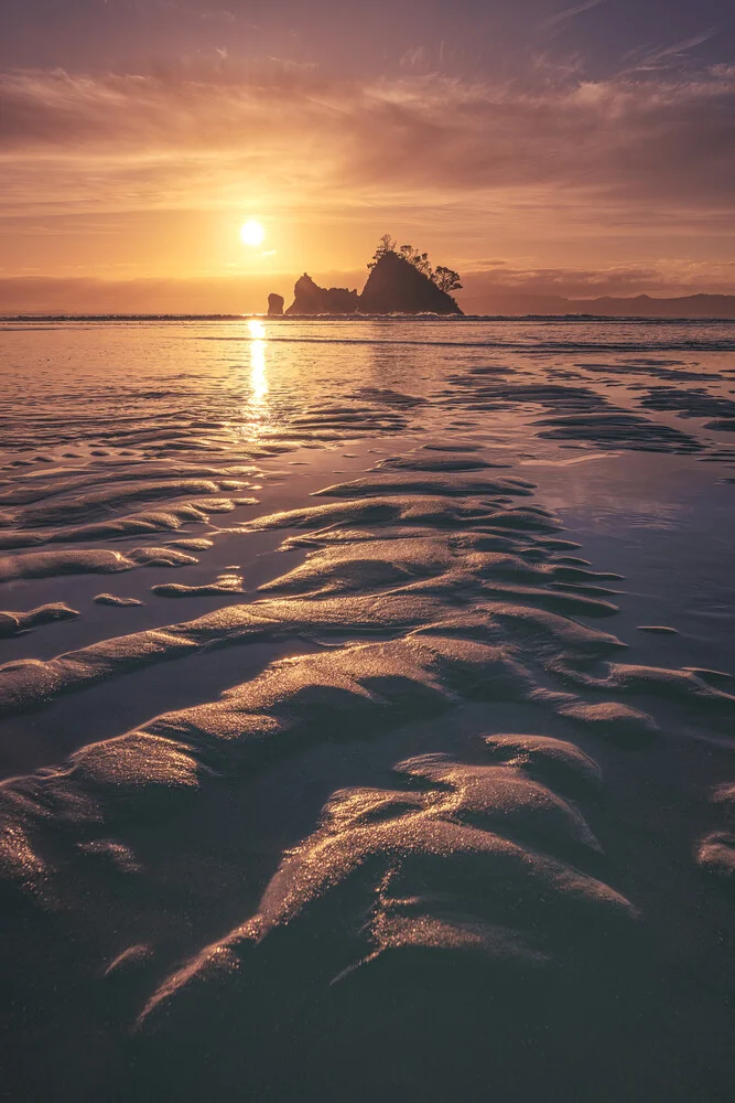 Neuseeland Whangapoua Beach Sonnenaufgang - fotokunst von Jean Claude Castor