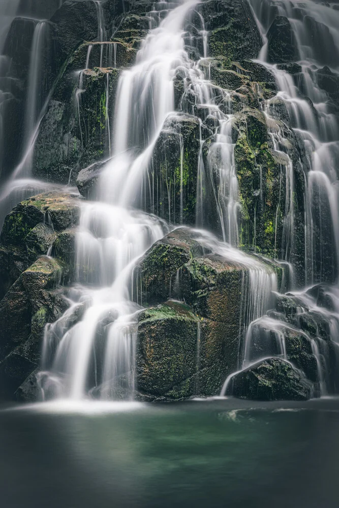 Neuseeland McLean Wasserfall Closeup - Fineart photography by Jean Claude Castor